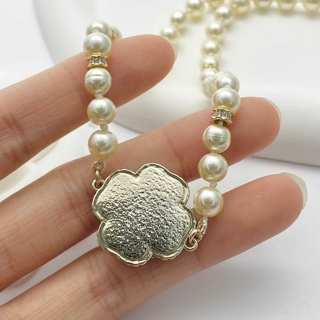 White Beimu Four Leaf Clover Pearl Necklace XLA223