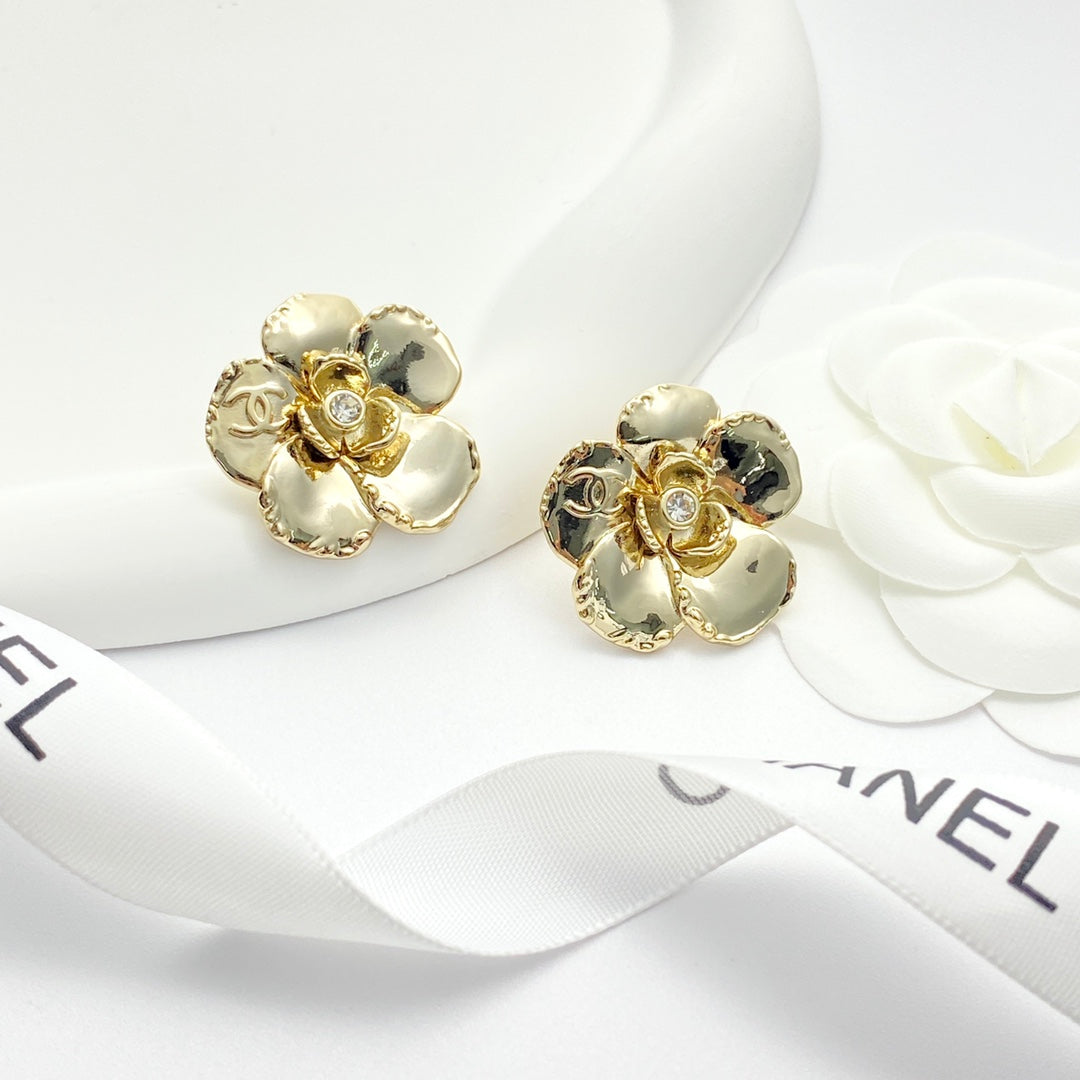 CHA 24 Golden Camellia Gem Earrings EHA309