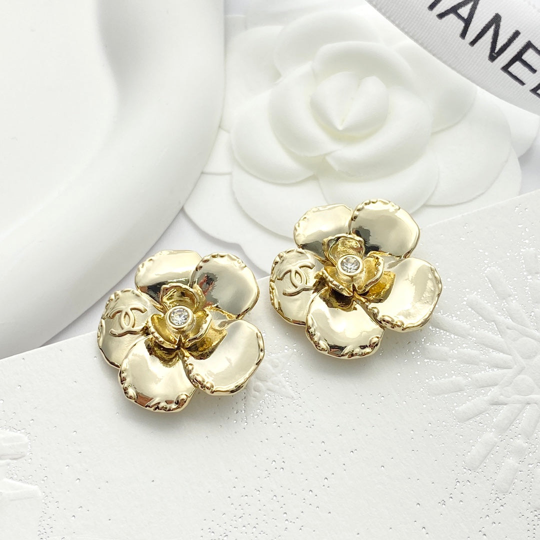 CHA 24 Golden Camellia Gem Earrings EHA309