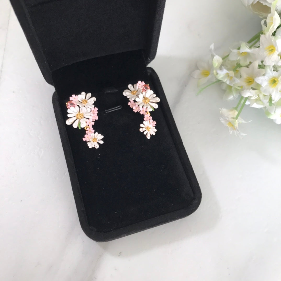 les flowers peach blossom pink white color earrings eha232