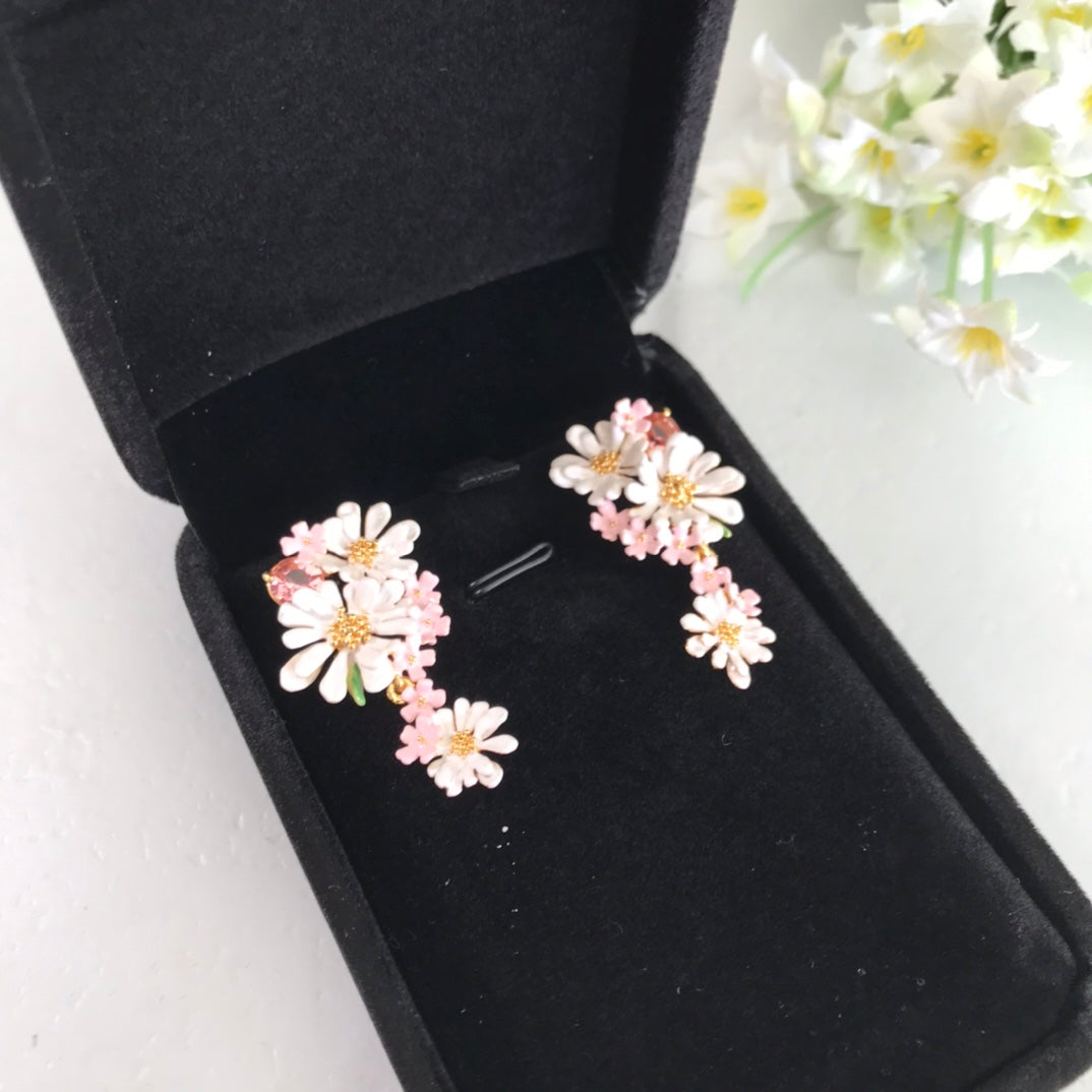 les flowers peach blossom pink white color earrings eha232