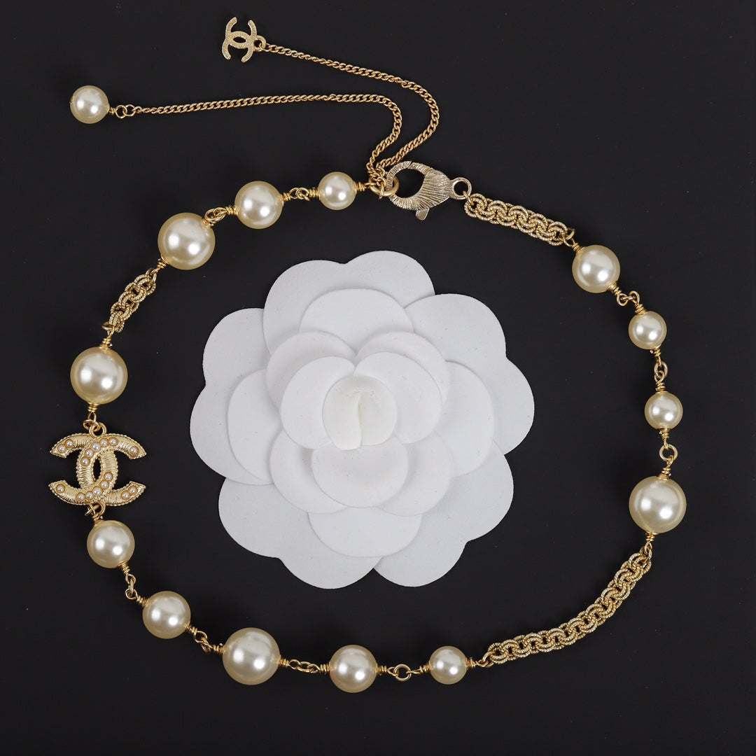 Camellia pearl double layered collarbone gold necklace SLA81