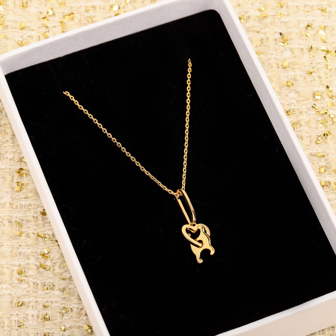 Golden three-dimensional Arc de Triomphe necklace XLA193