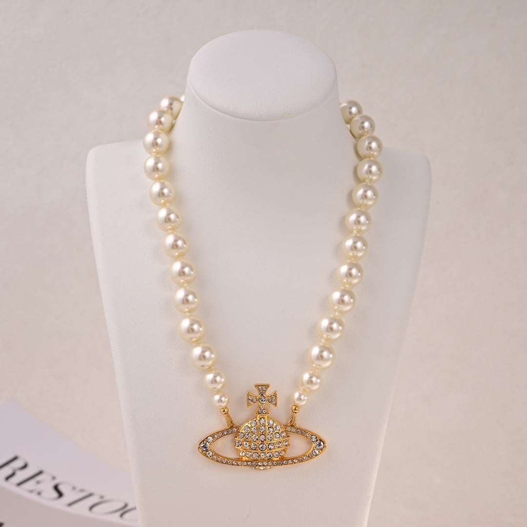 Saturn Silver Pearl Necklace XLA485