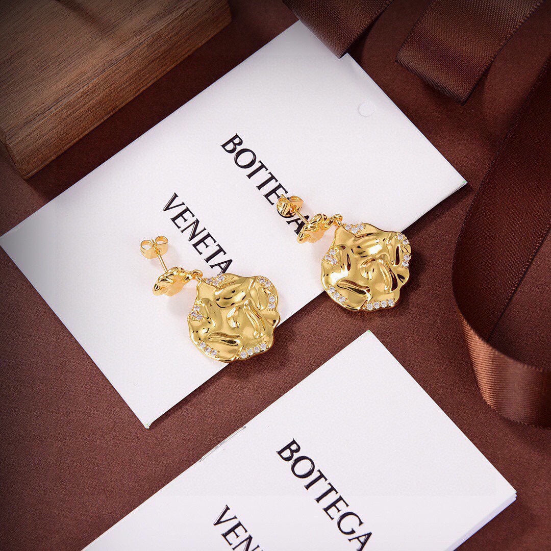 bv wrinkled irregular gold earrings