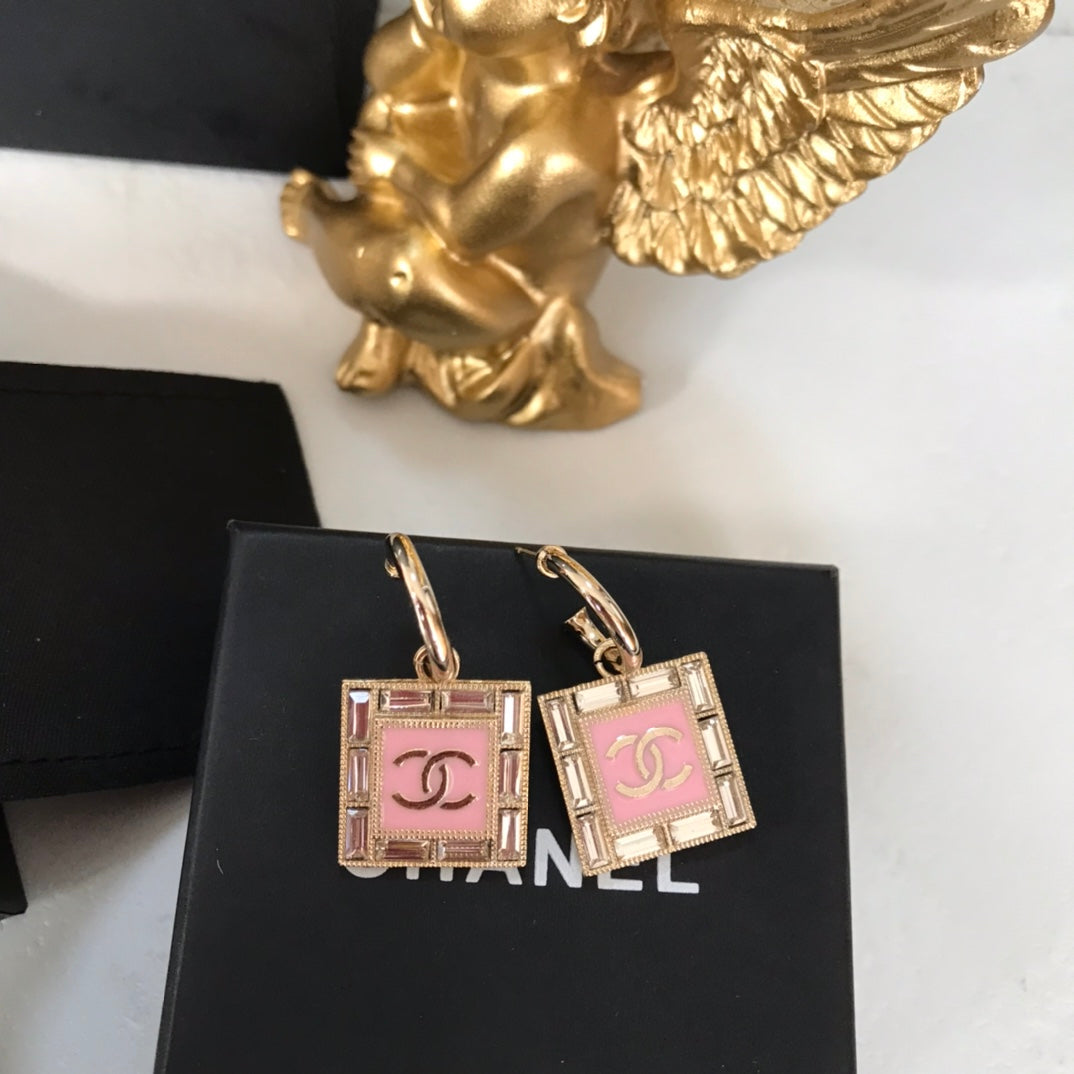 Pink and white square diamond double C earrings EHA219