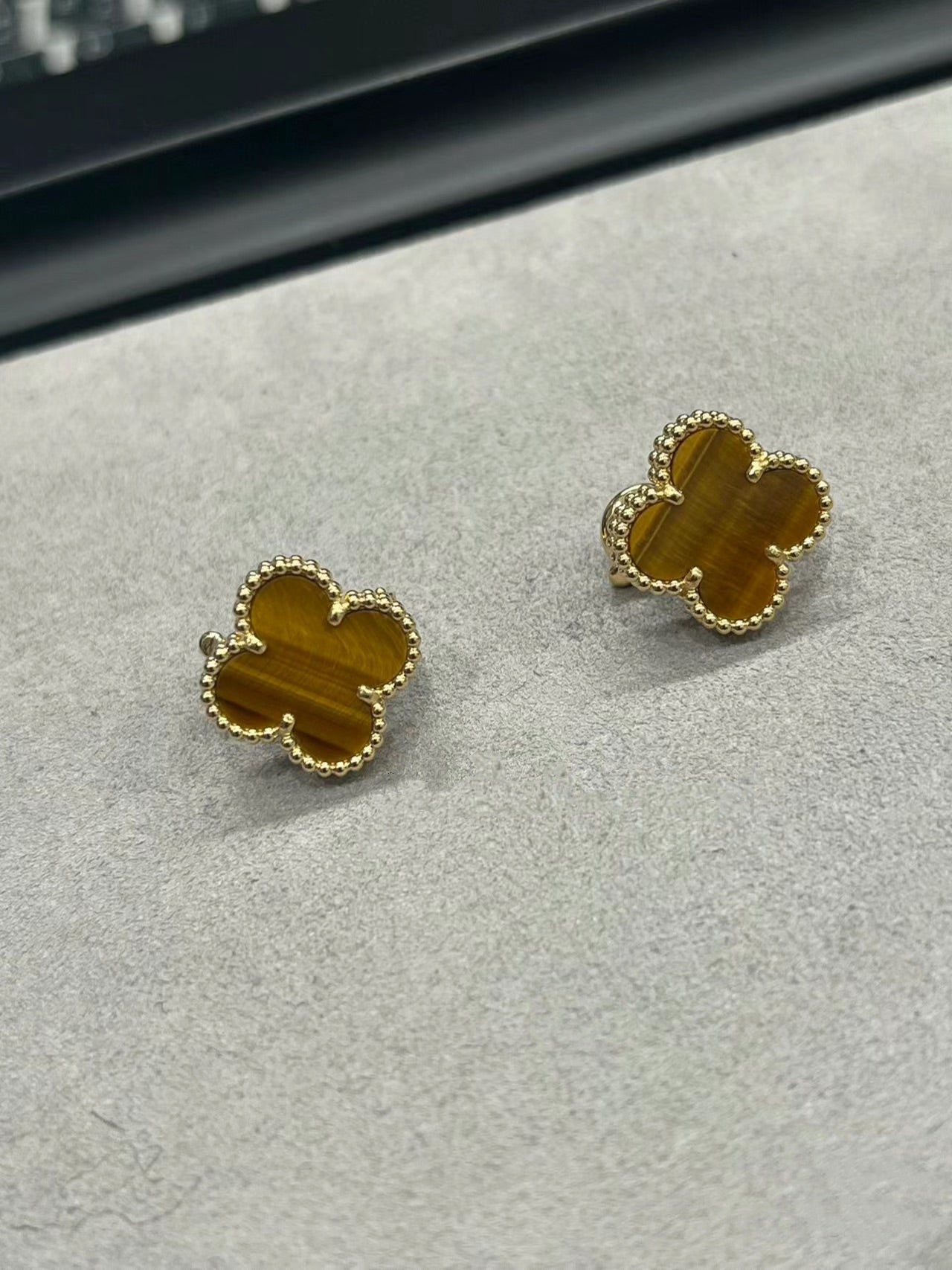 vca golden tiger eye stone earrings eha391