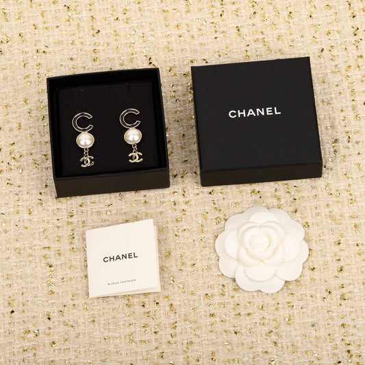 cha letter pearl hanging double c earrings eha664
