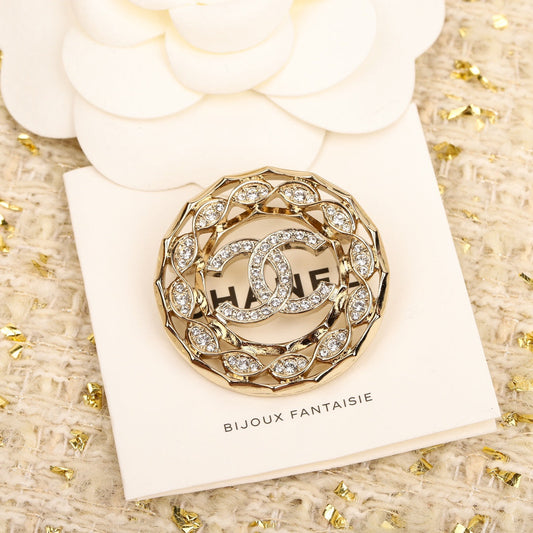 cha 24b mountain hollow circular brooch xza8