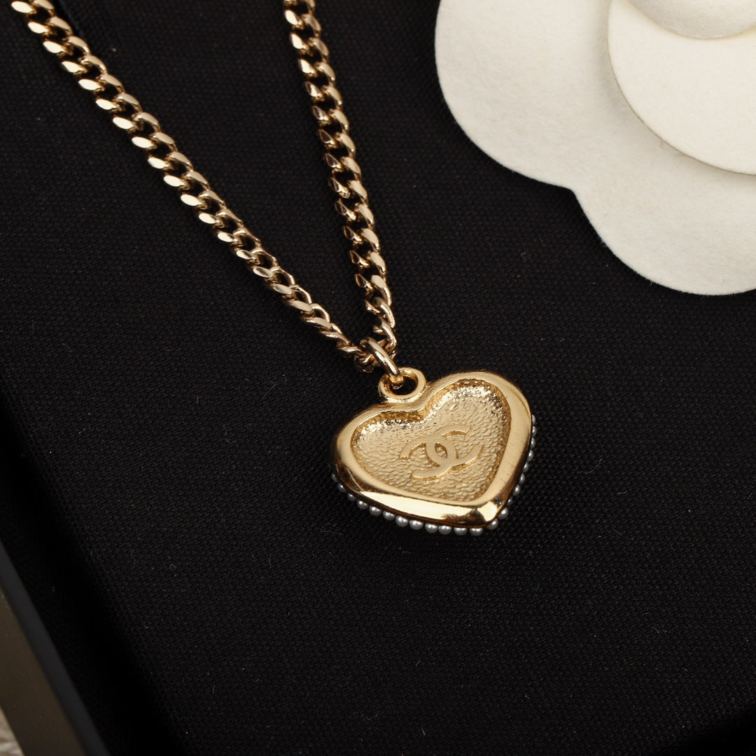 CHA Small Love Double C Gold Necklace XLA244