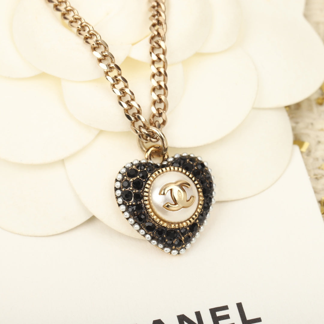 CHA Small Love Double C Gold Necklace XLA244