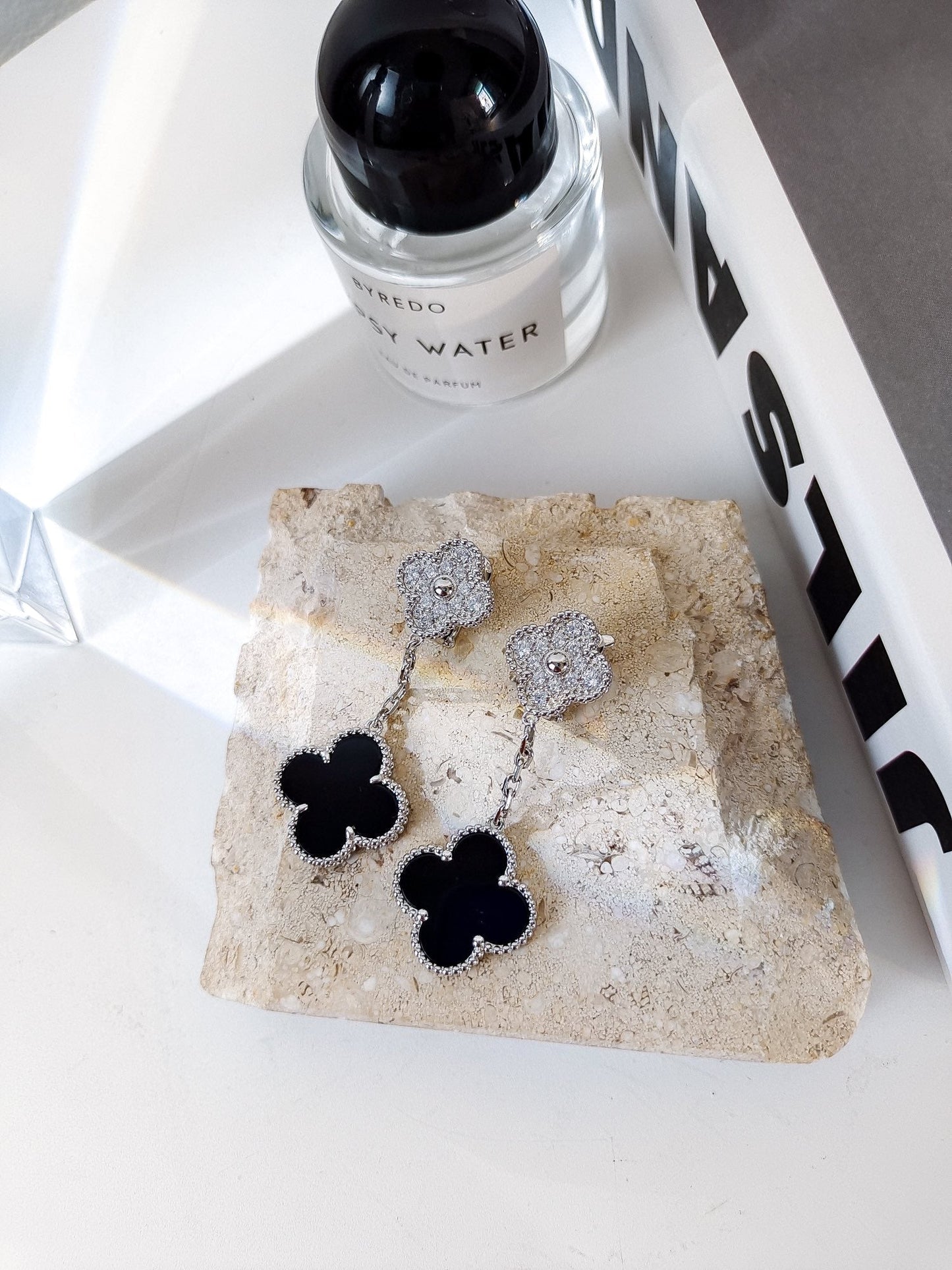 18k rose gold clover grey beimu earrings eha388