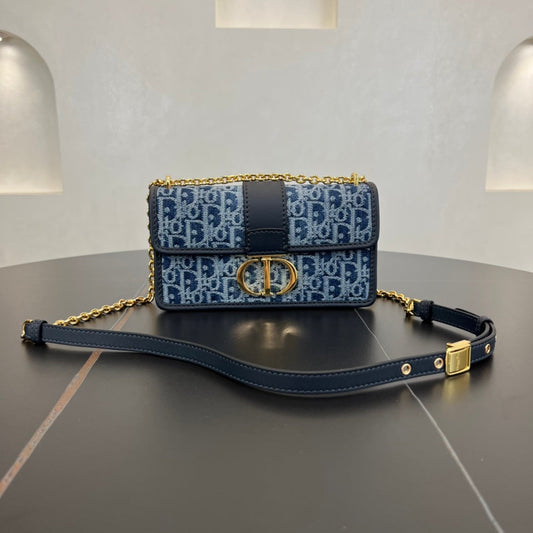 Dior 30 Montaigne Blue Crossbody Chain Shoulder Strap Bag 286779