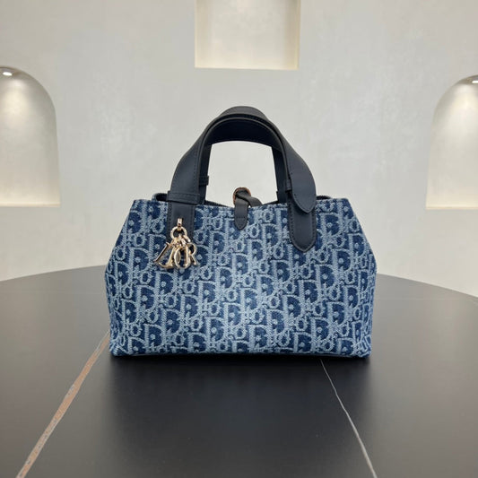 23cm toujours blue underarm shoulder bag 286761