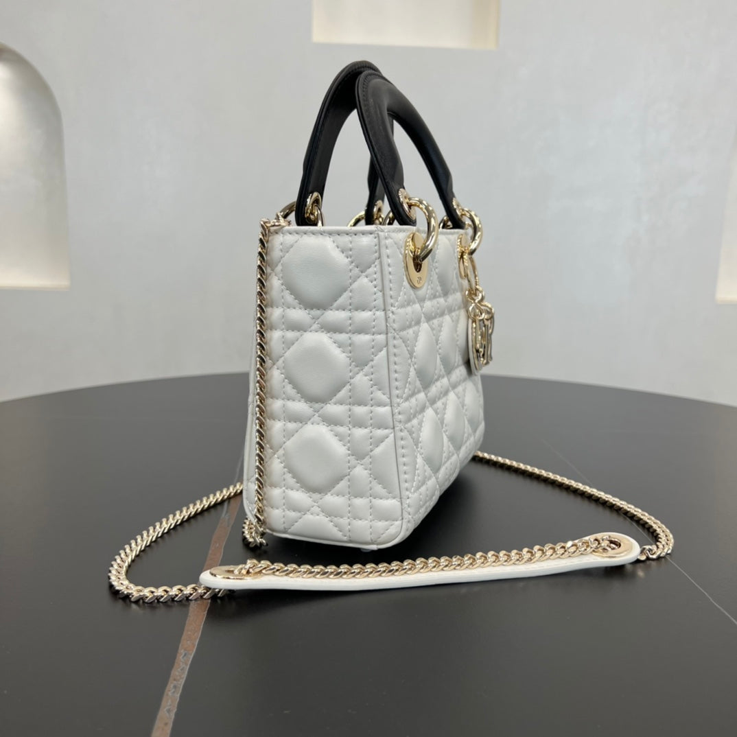dior 17cm 3 grid white handheld shoulder bag 284762