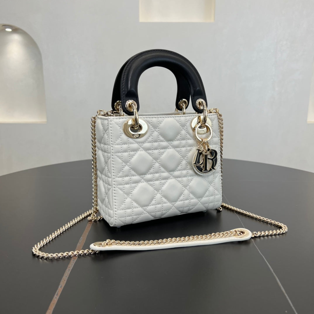 dior 17cm 3 grid white handheld shoulder bag 284762