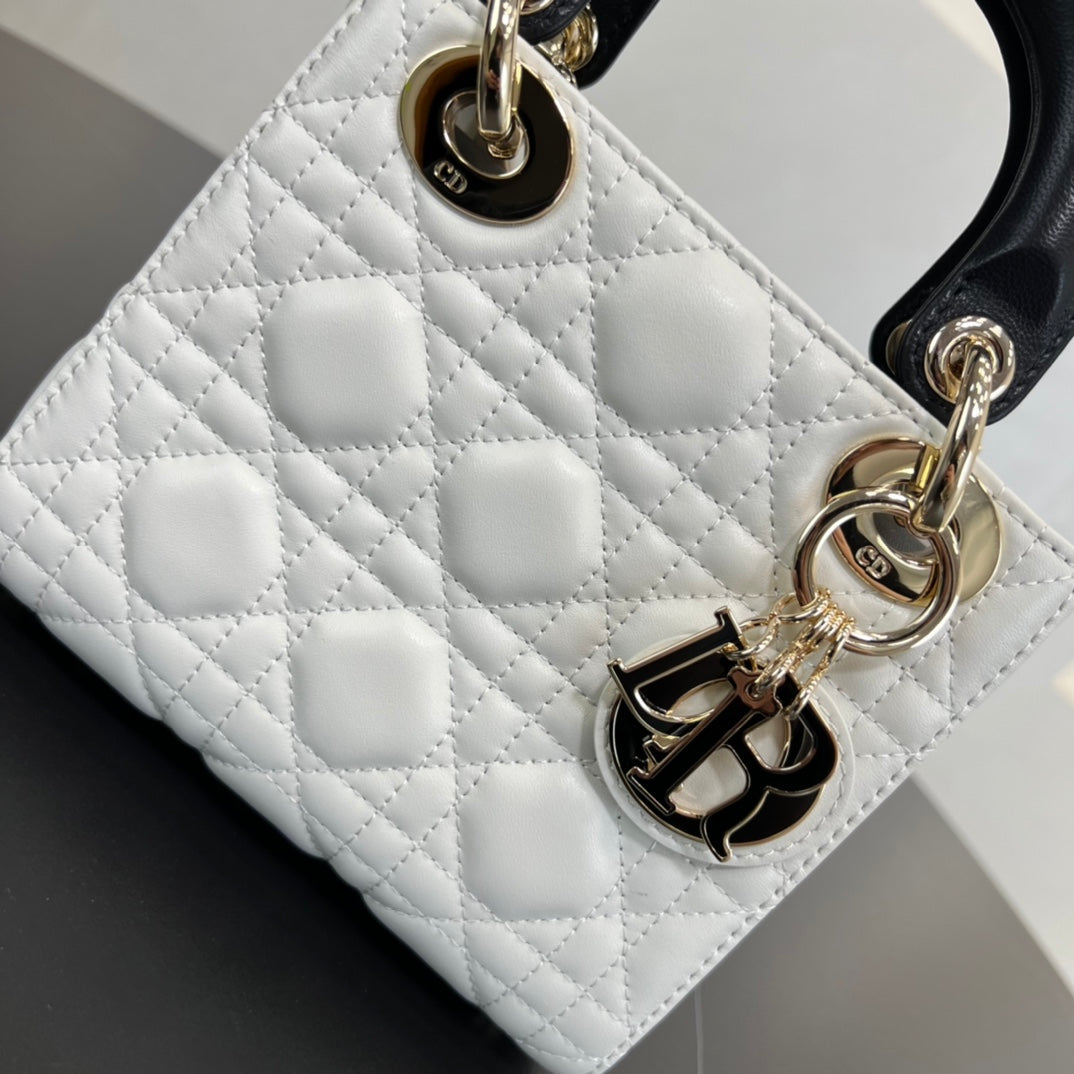 dior 17cm 3 grid white handheld shoulder bag 284762