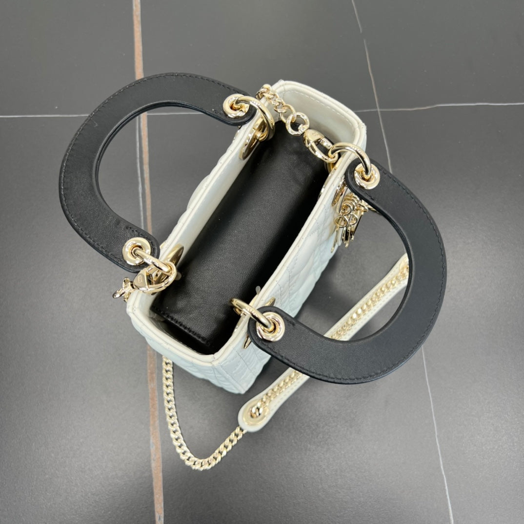 dior 17cm 3 grid white handheld shoulder bag 284762