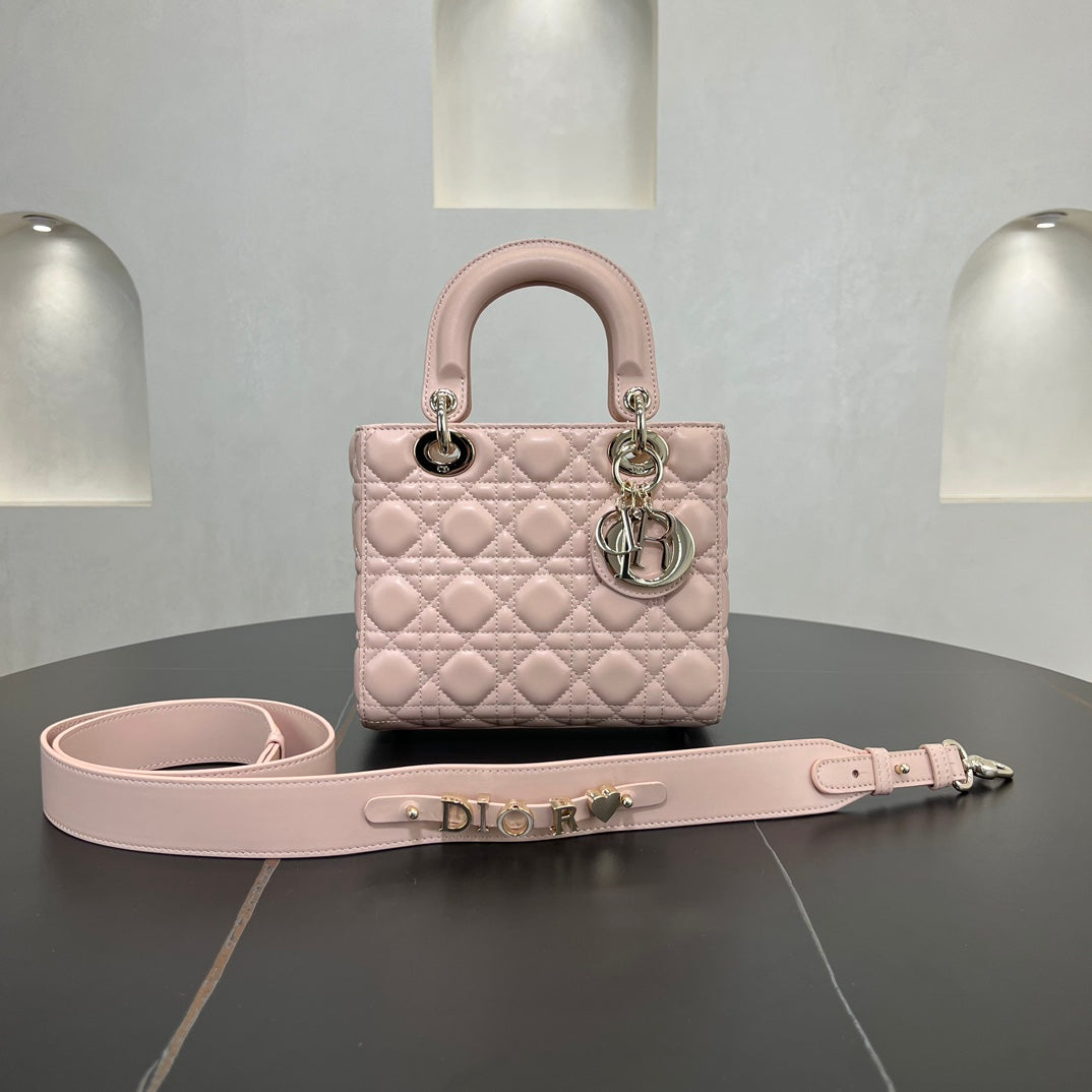 20cm pink princess diana 4 grid sheepskin shoulder bag 278092