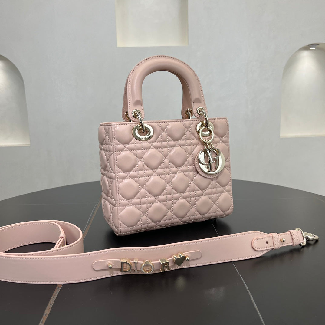 20cm pink princess diana 4 grid sheepskin shoulder bag 278092