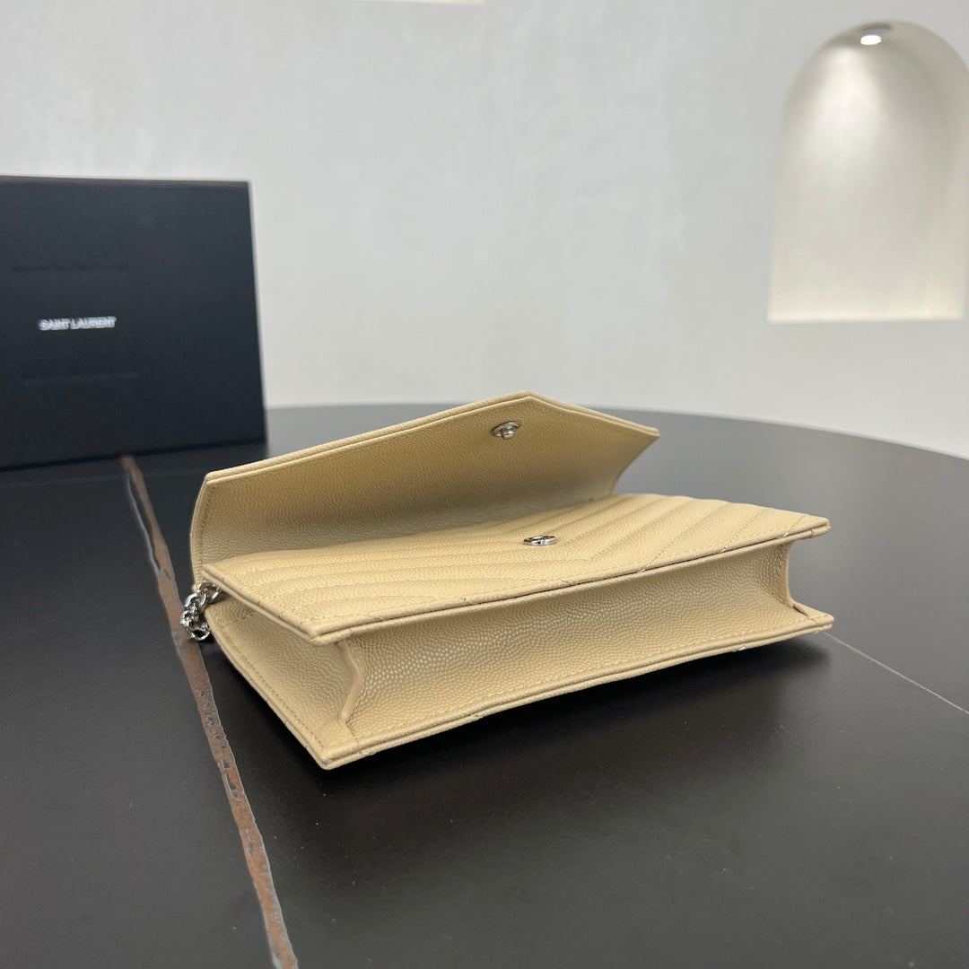 19cm monogram apricot silver chain envelope wallet 393953