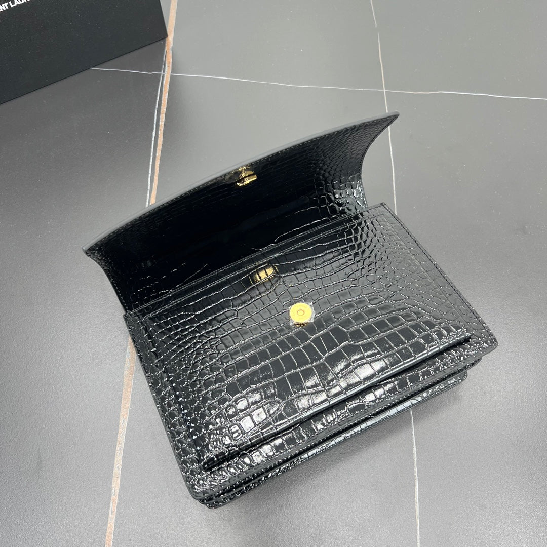 YSL 22cm Crossbody Black Leather Gold Chain Shoulder Bag 442906