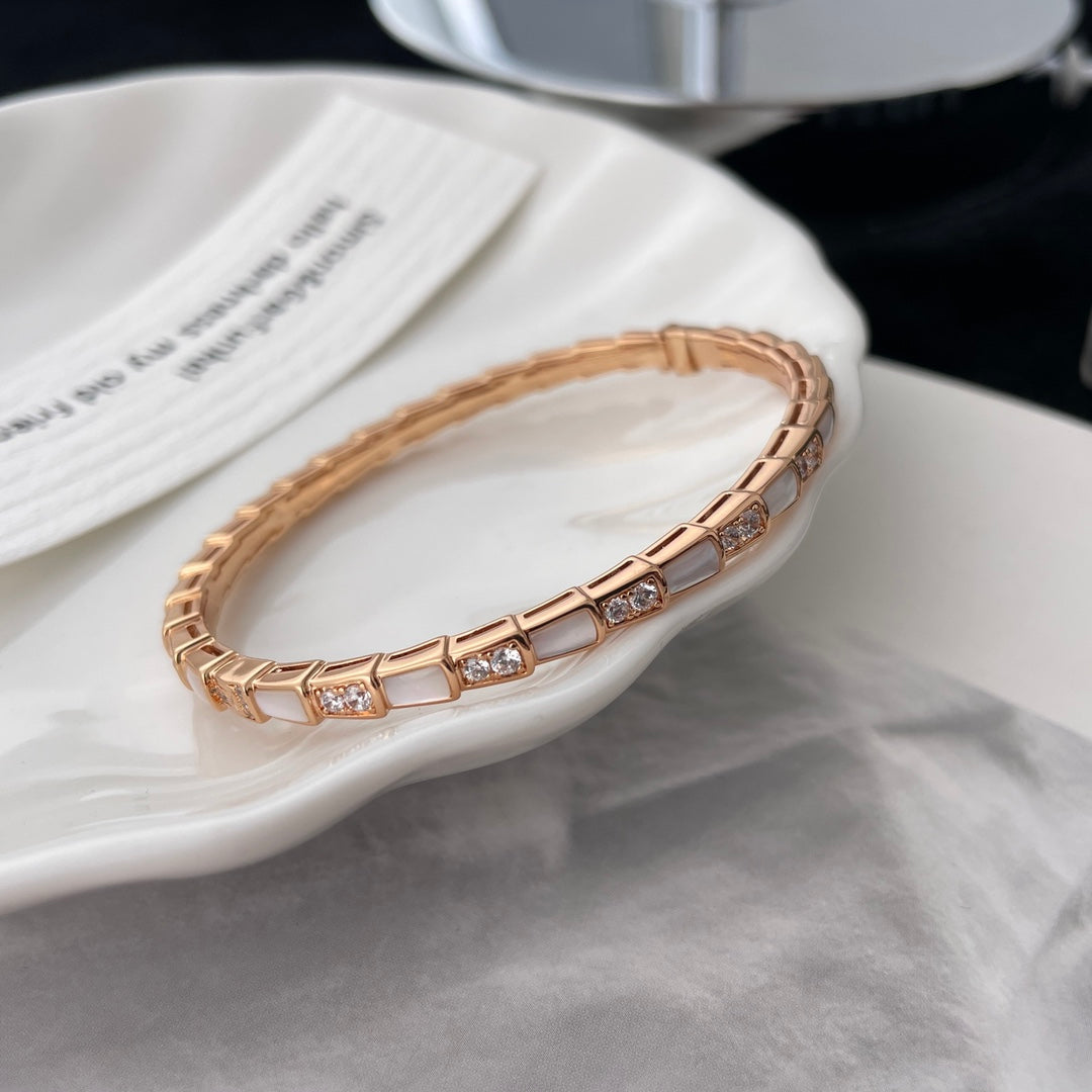 White Beimu Snake Bone Rose Gold Bracelet SLA172