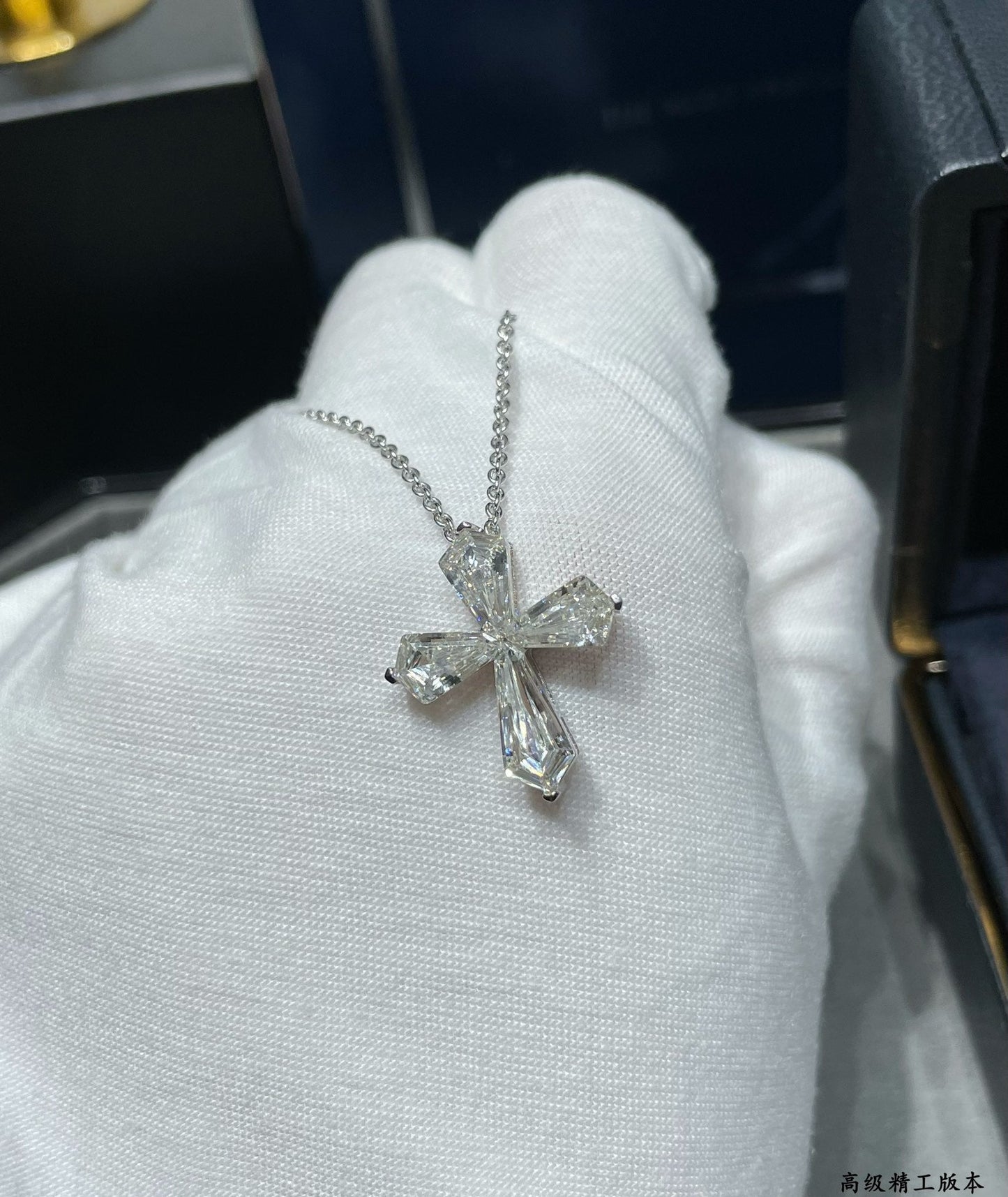 Ice Flower Cross Silver Necklace XLA313