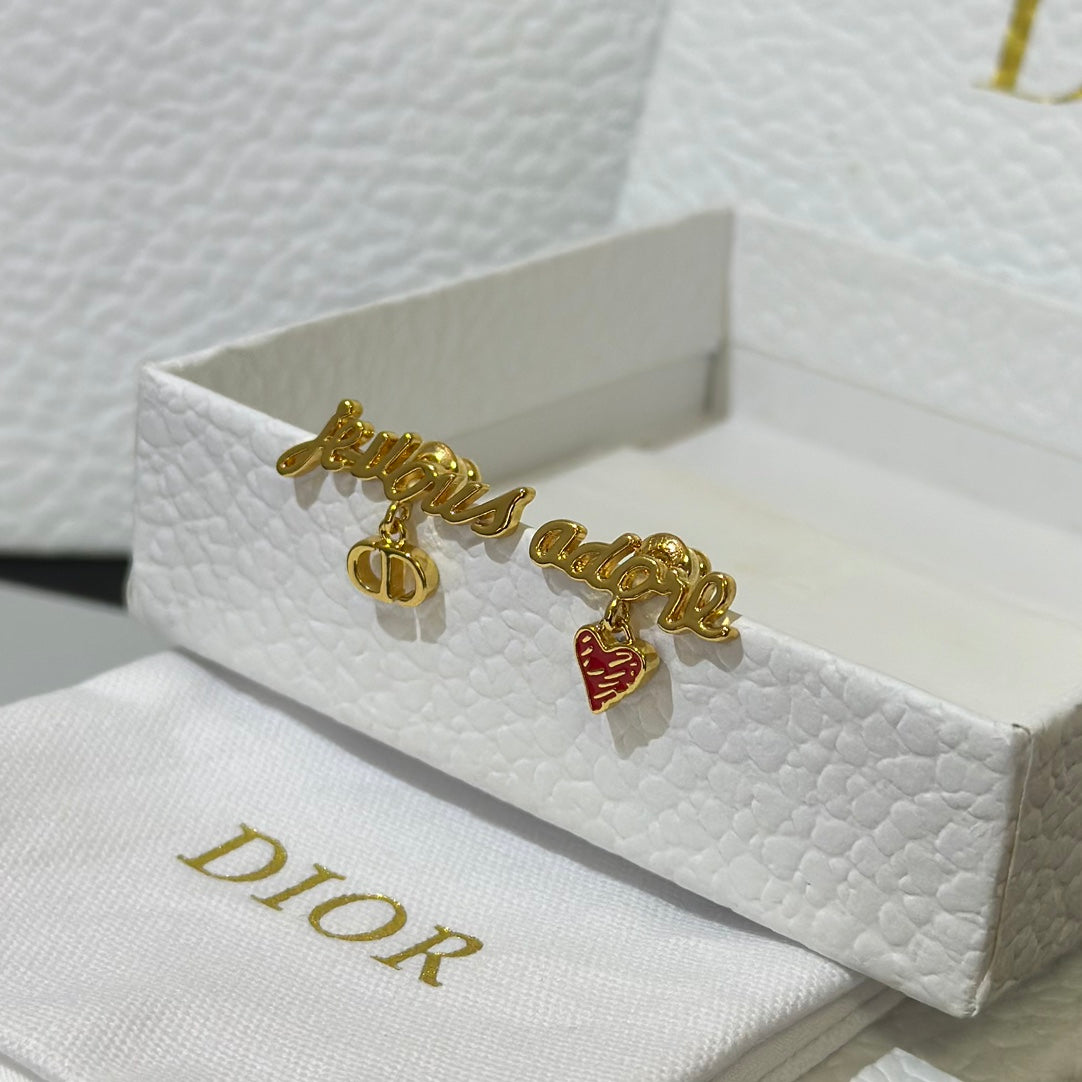 do letter yellow gold earrings eha801