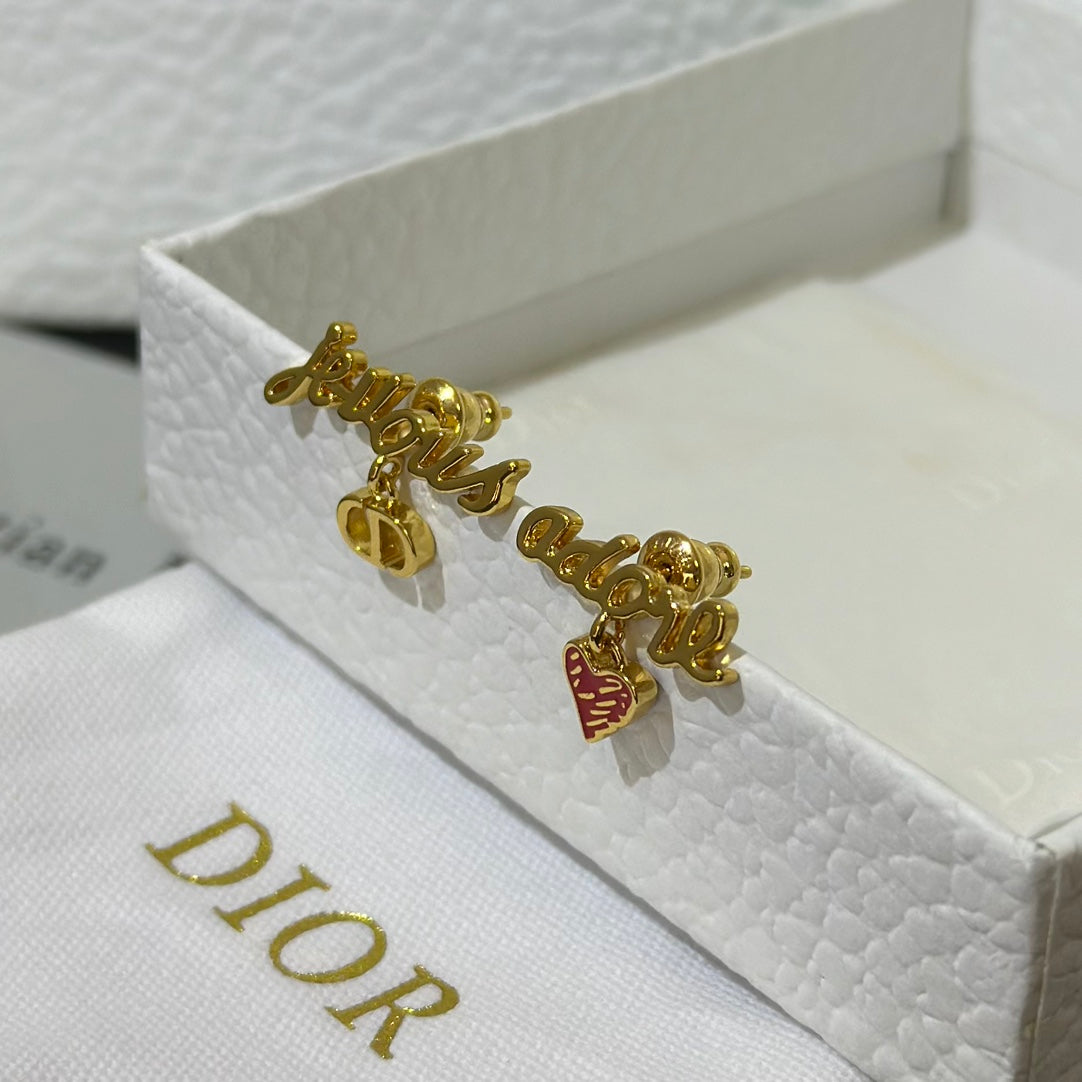 do letter yellow gold earrings eha801