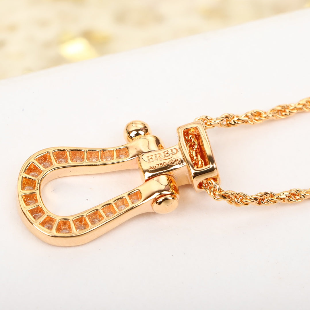 Pretty Woman Rose Gold Horseshoe Necklace XLA368