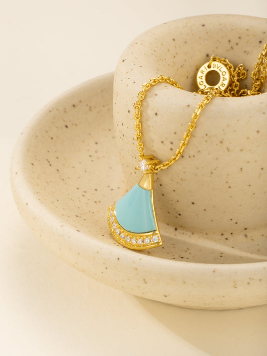 Small Fan Gold Diamond Set Turquoise Necklace XLA365