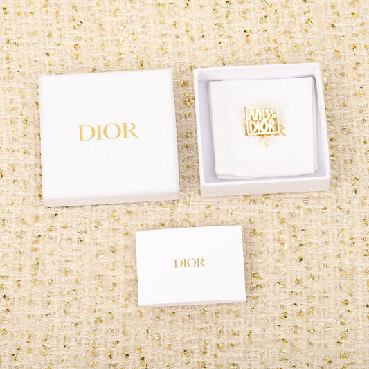do hollow letter square card hanging bead brooch xza16