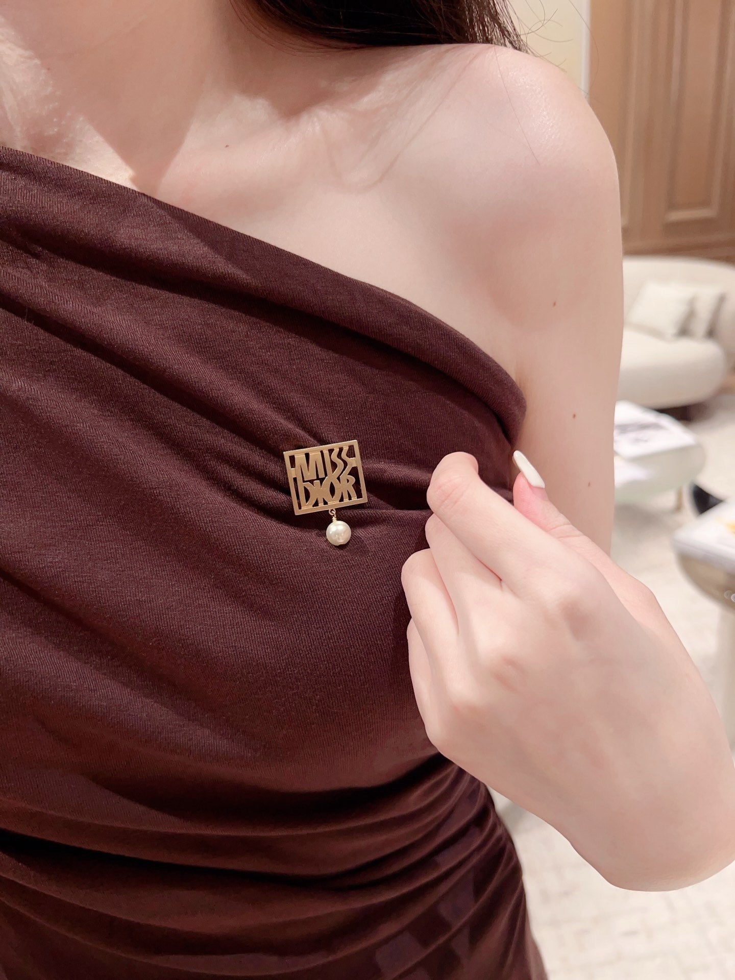 do hollow letter square card hanging bead brooch xza16