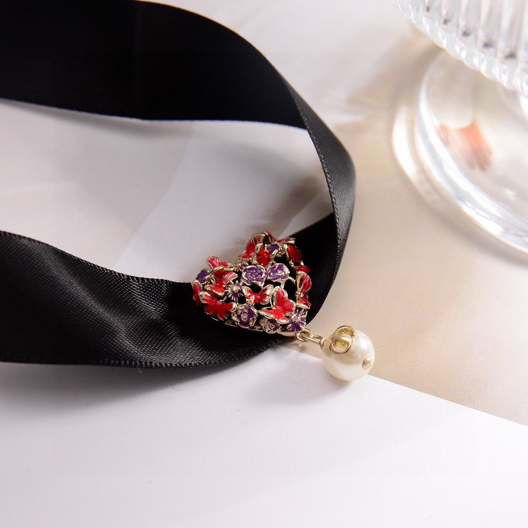 Black and red silk resin pearl necklace XLA384