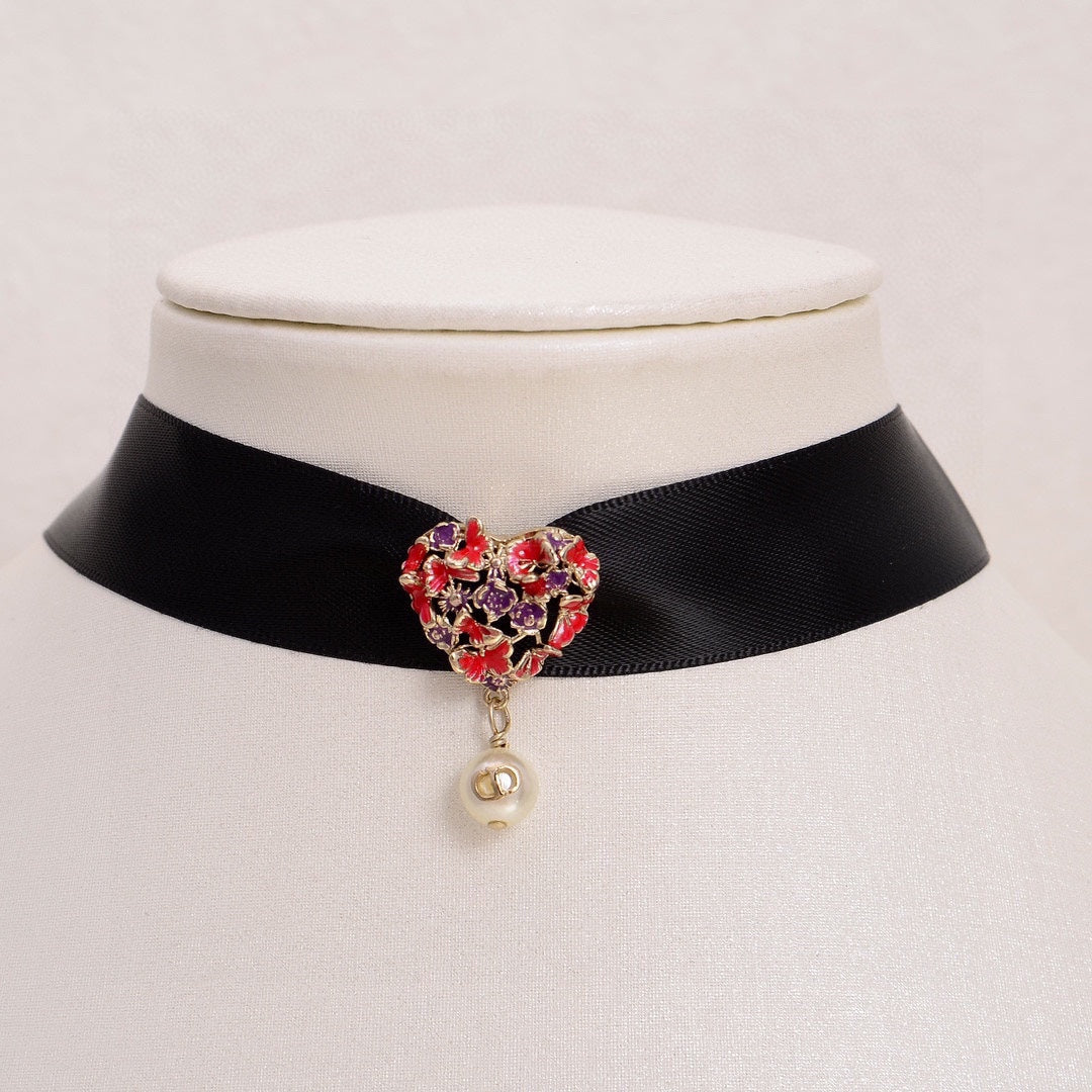 Black and red silk resin pearl necklace XLA384