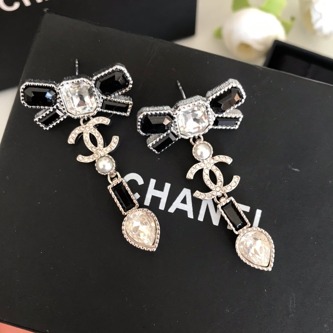 23K Bow Double C Earrings EHA382