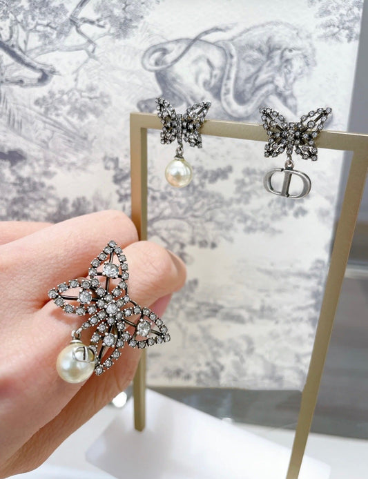 fashionable diamond butterfly ring jza131