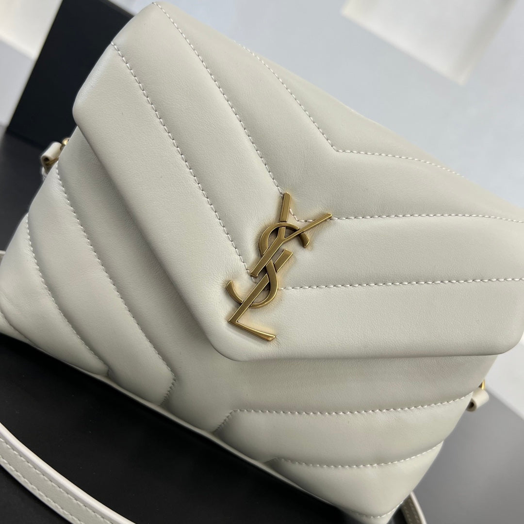 20cm Lou Lou Milk White Cross Shoulder Bag 467072