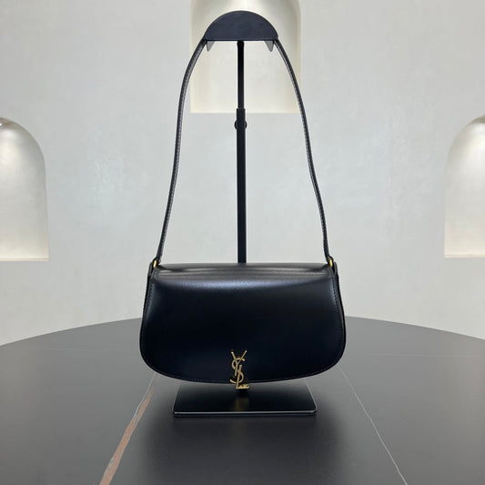 voltaire 21cm half moon leather underarm shoulder backpack 779642