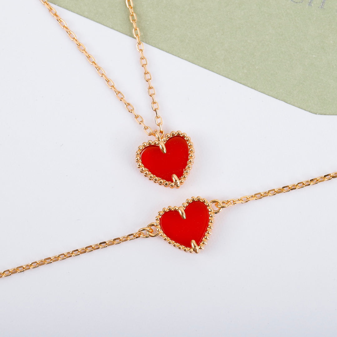 Sweet Alhambra series red heart-shaped pendant XLA417