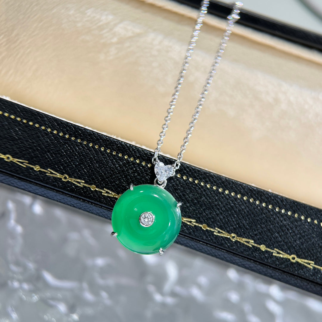 Natural green chalcedony safety buckle necklace XLA386