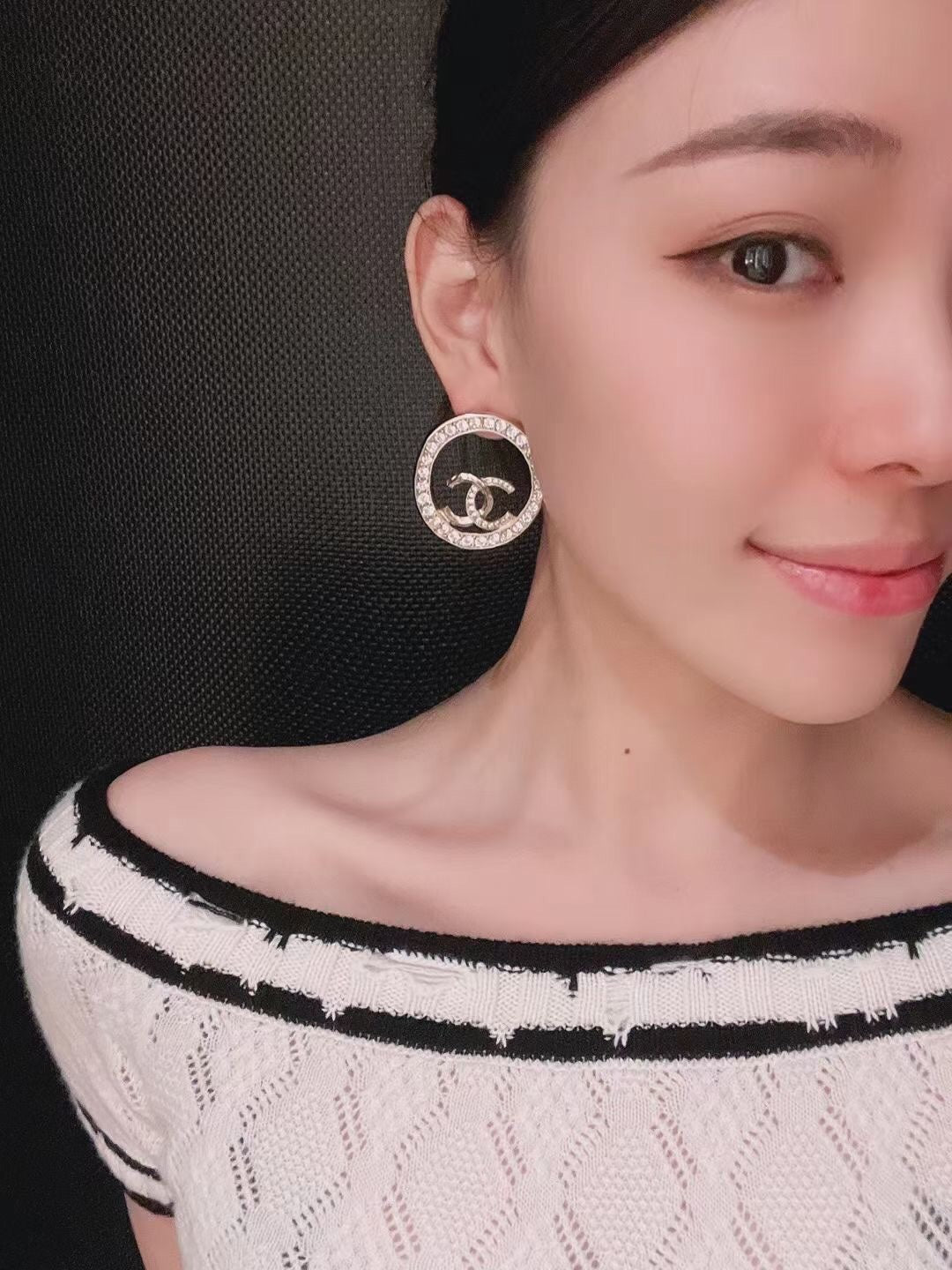 big rhinestone double c yellow gold earrings eha632