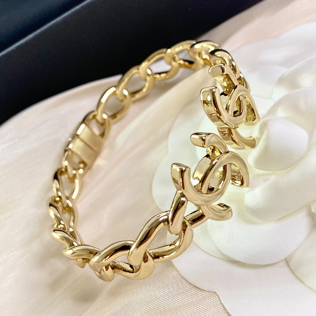 CHA Double C Gold Chain Bracelet SLA162