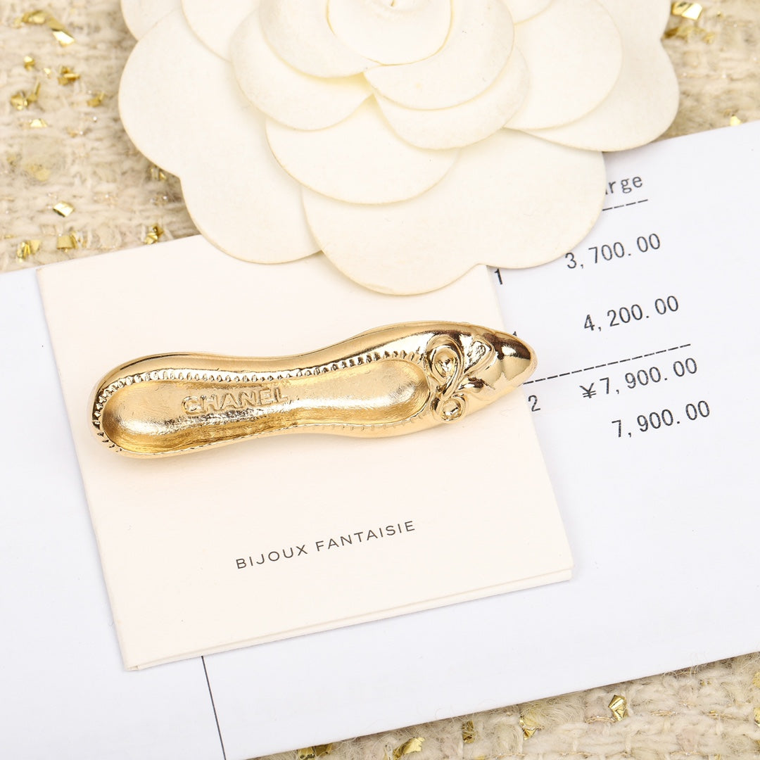 handmade workshop butterfly knot shoe brooch xza33 1