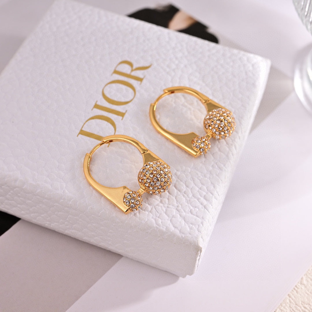 DO Yellow Gold Open Earrings EHA796