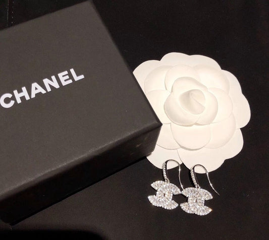 cha square diamond double c silver earrings eha607