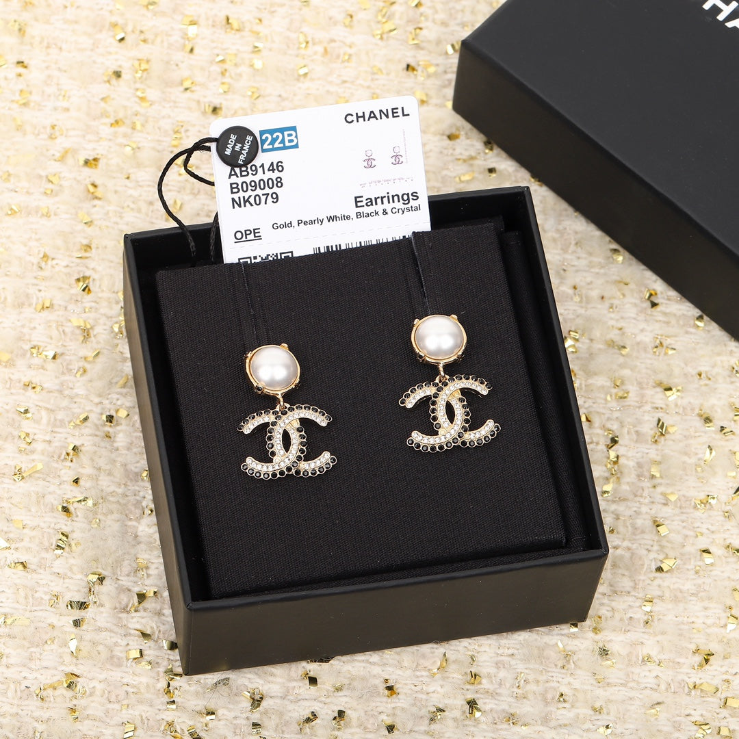 cha double c yellow gold earrings eha600