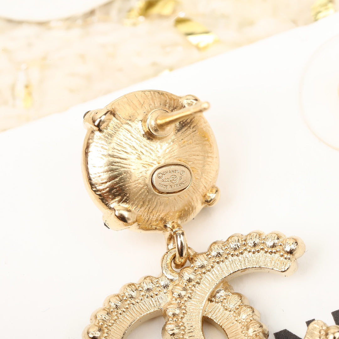 cha double c yellow gold earrings eha600