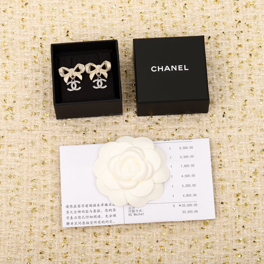 bow hanging double c silver earrings eha591